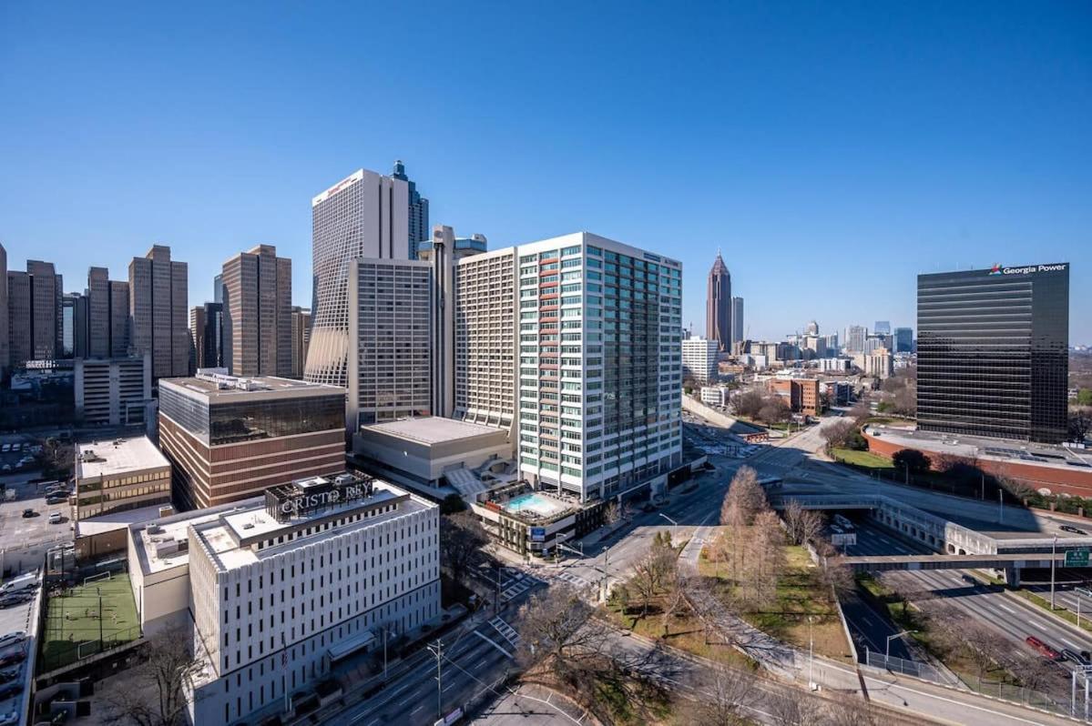Downtown Atlanta! Onsite Parking! 24 Concierge Lm908
