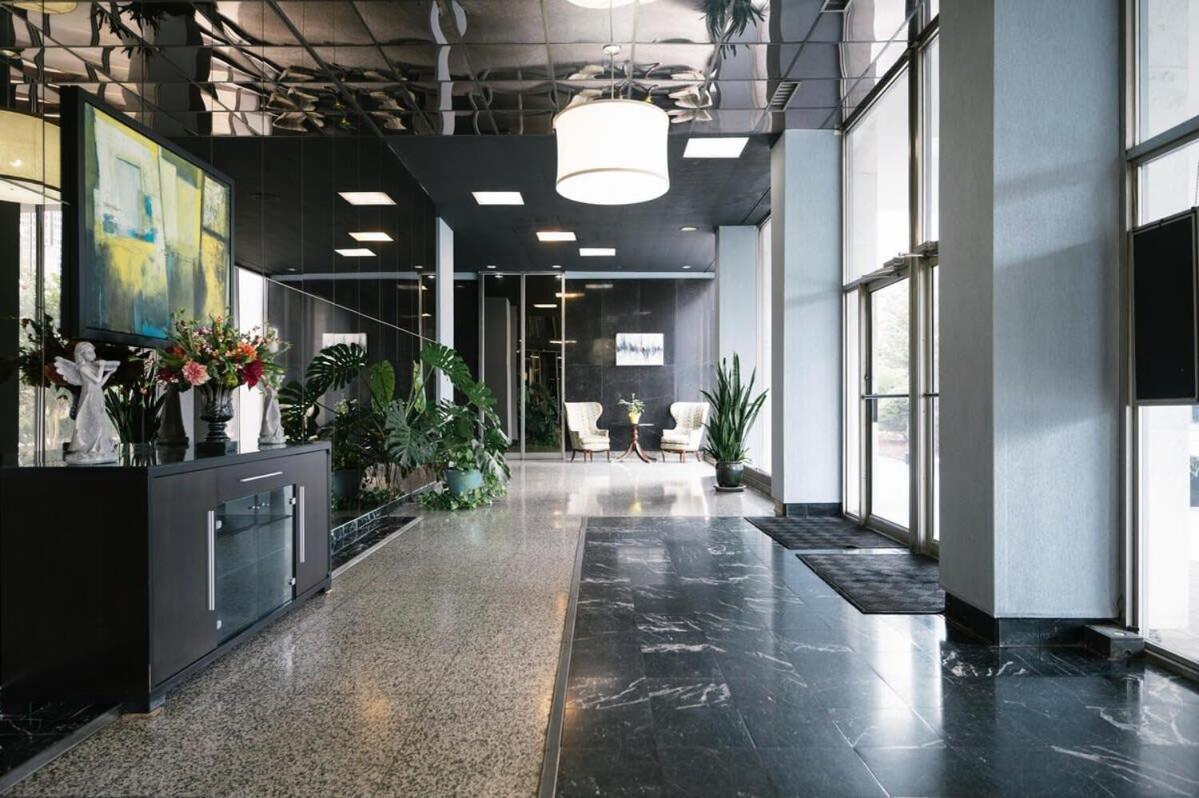 Holiday home Downtown Atlanta! Onsite Parking! 24 Concierge Lm908 *