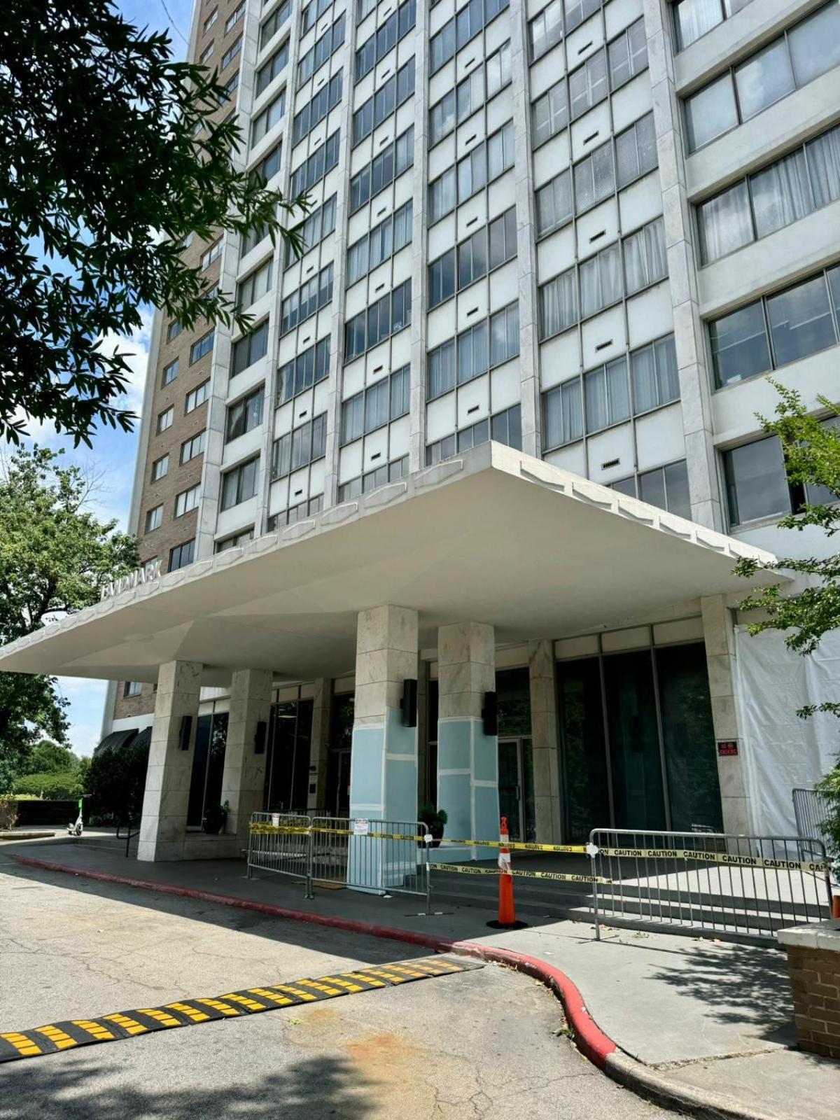 Downtown Atlanta! Onsite Parking! 24 Concierge Lm908 Holiday home